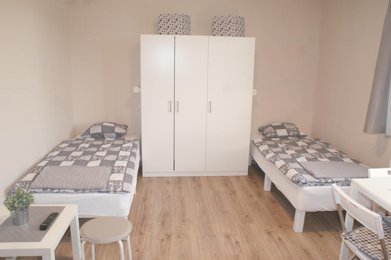 Apartamenty Na Debcu Познан Екстериор снимка